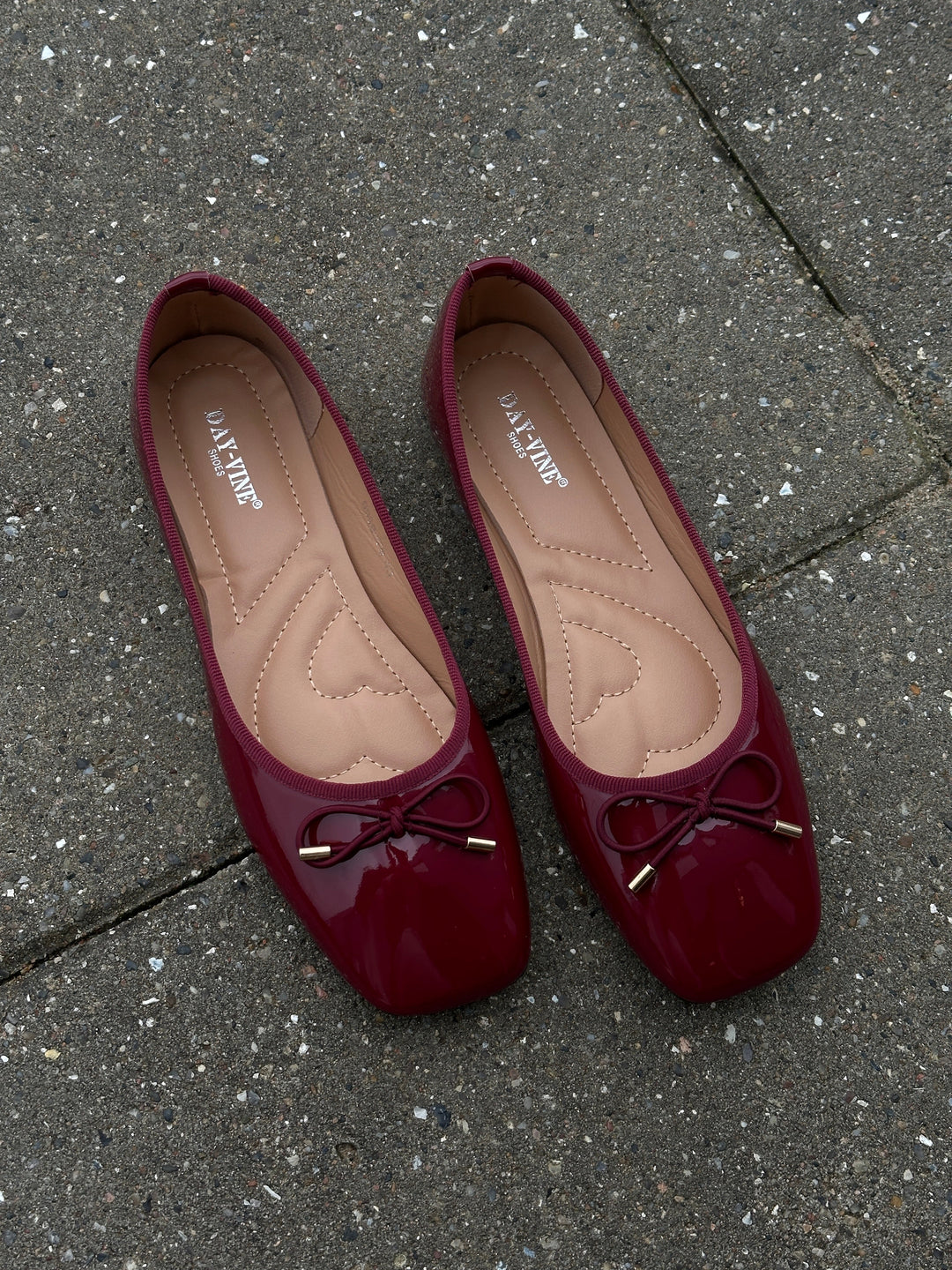 Vera Ballerina - Burgundy