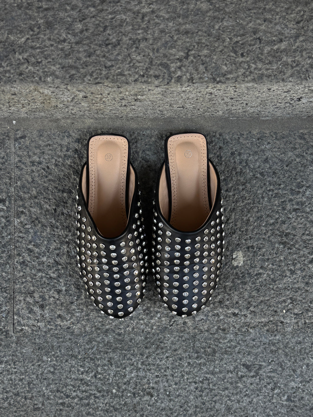 Lara Mule - Black