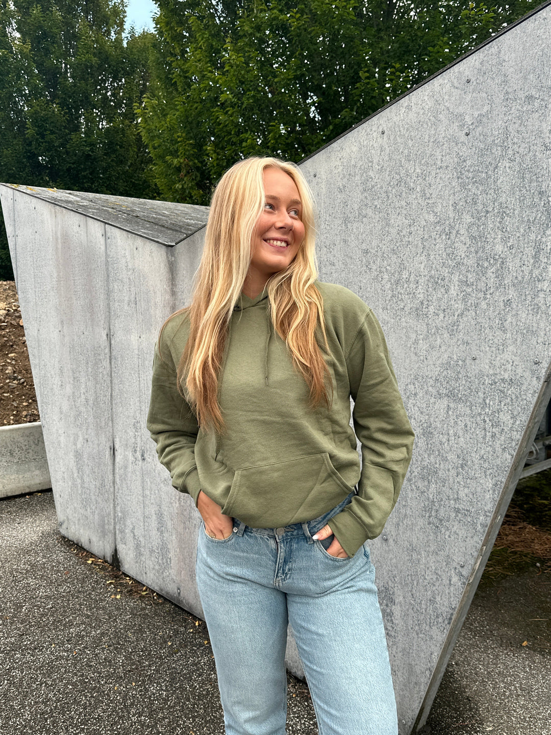 Hoodie, Fruit of The Loom - Olive Green