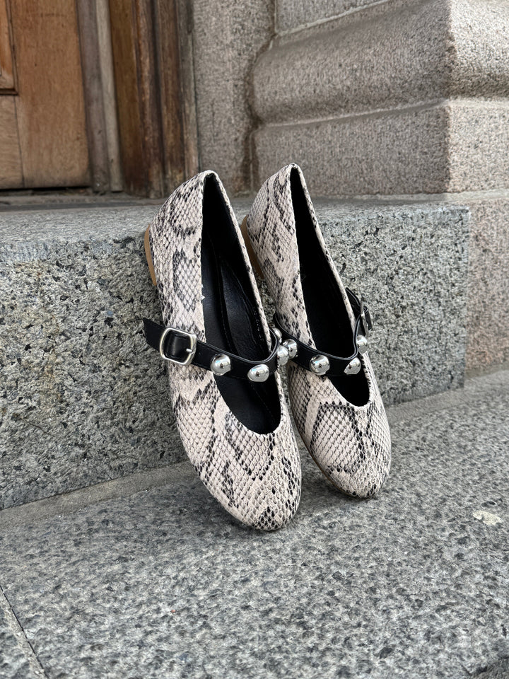 Isla Stud Ballerina - Snake