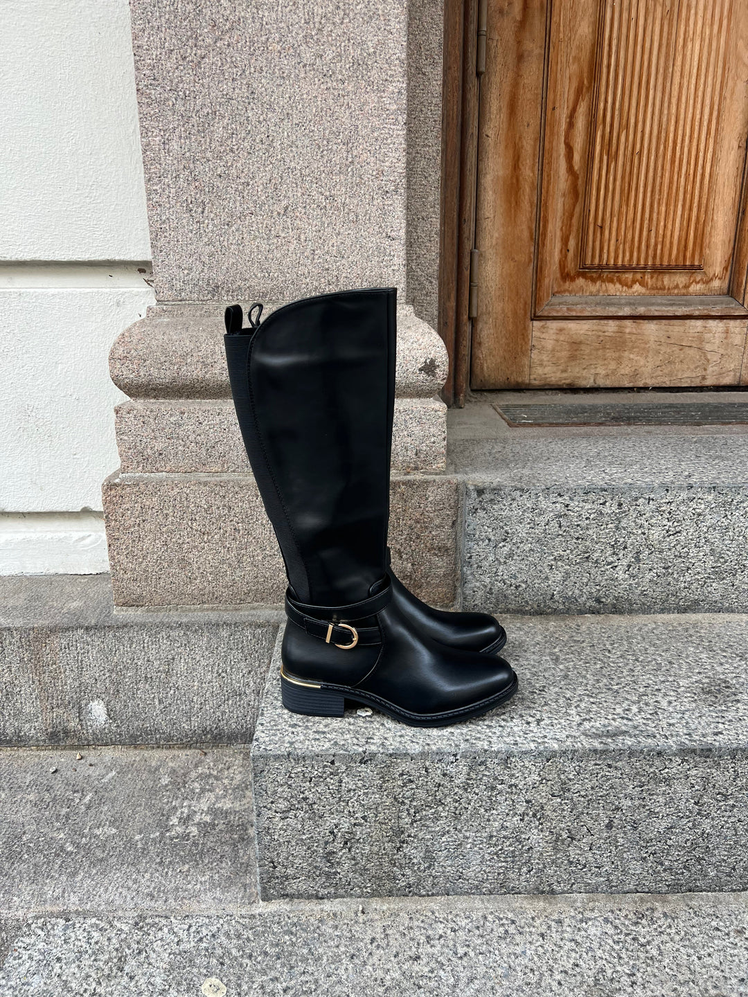 Vienna Knee Boots – Black