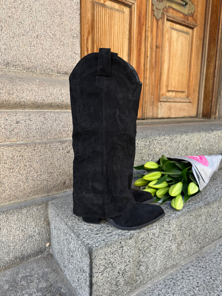 Katrine Suede Boots - Black