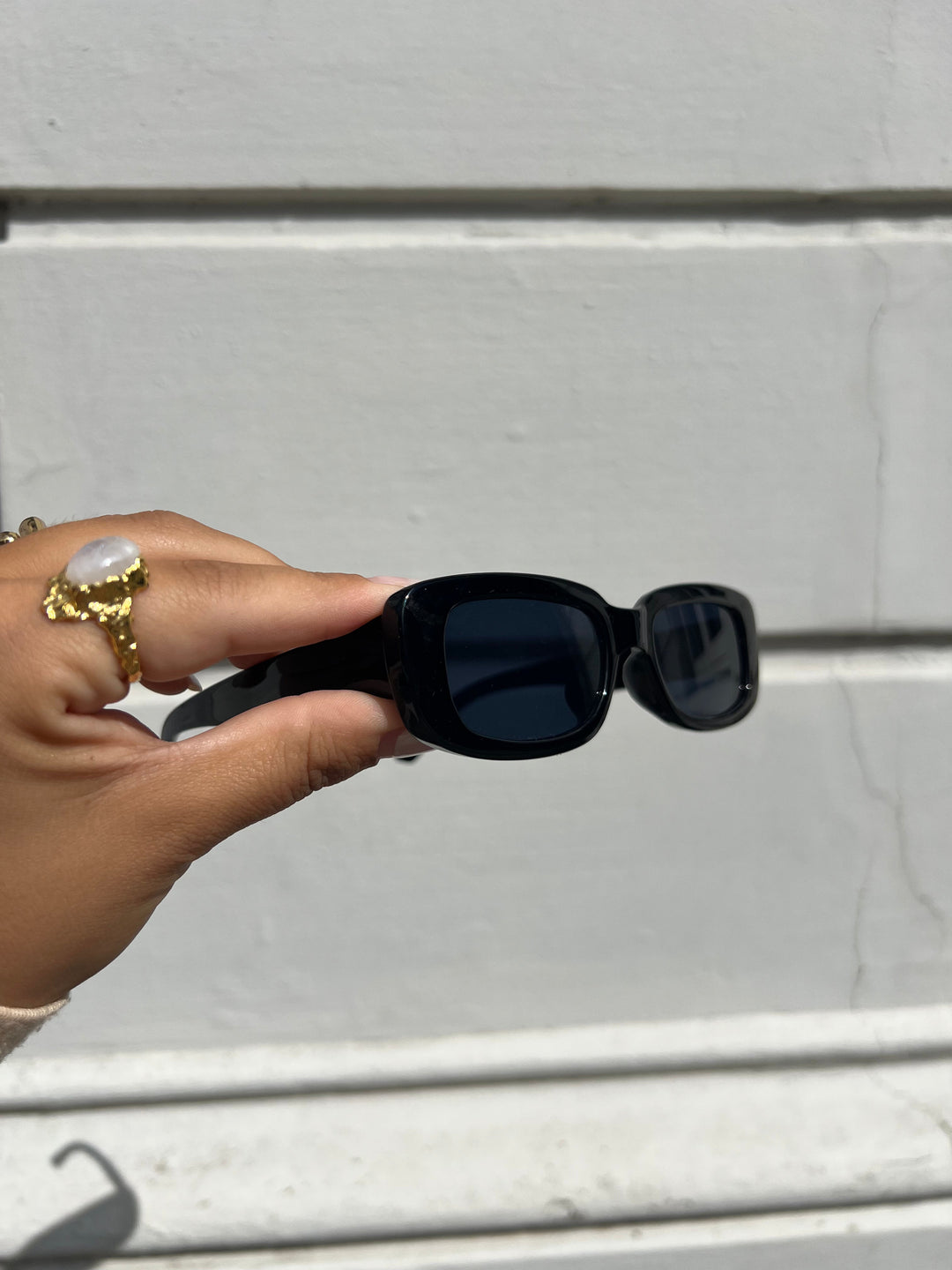 Nicoline Sunglasses - Black