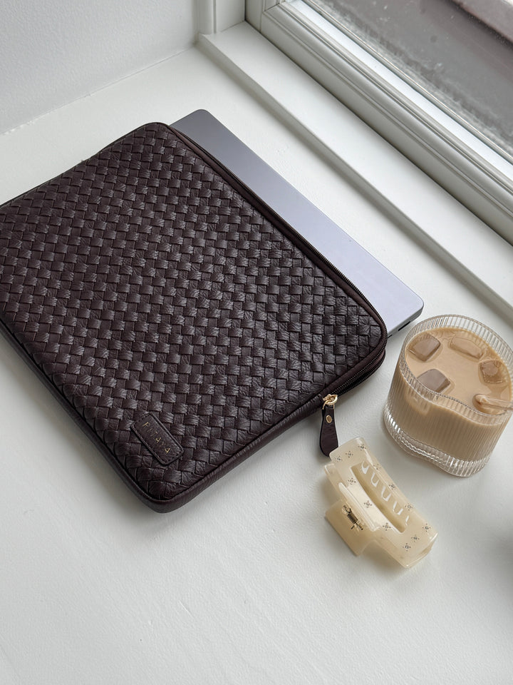 Charlotte Computer Sleeve "13 - Dark Brown