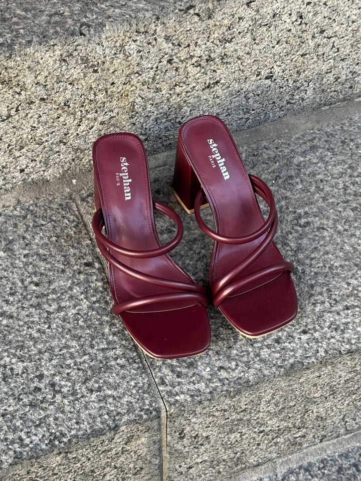 Mary Strap Sandal - Burgundy