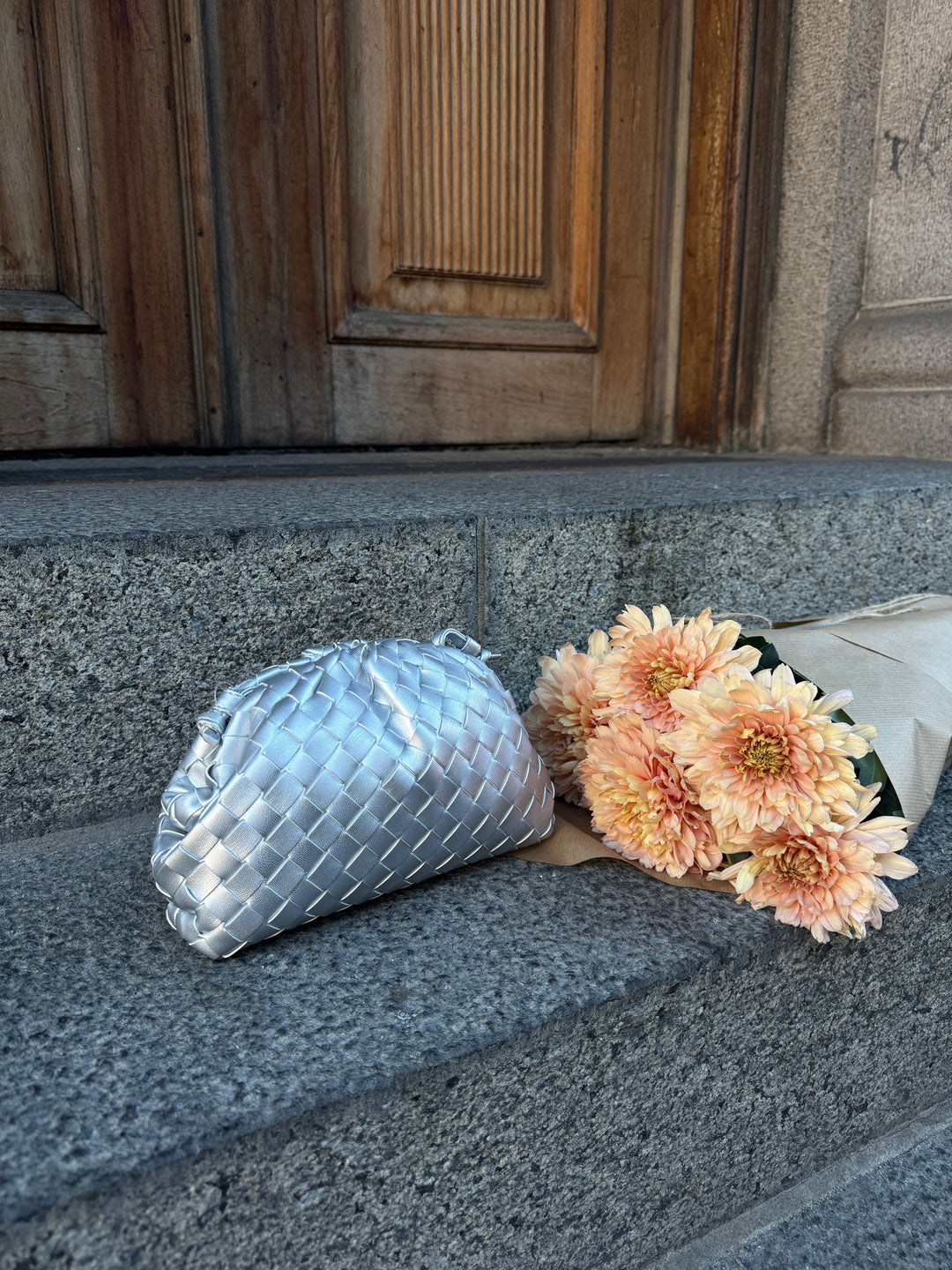 Aya Small Clutch - Silver