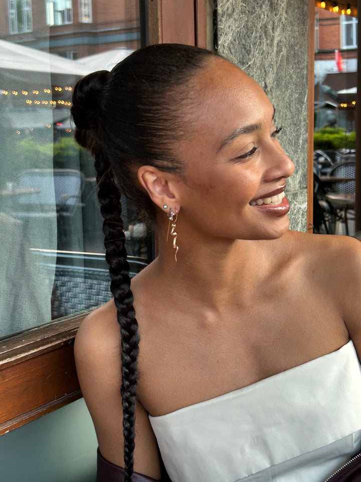 Lisa Swirl Earring - Gold