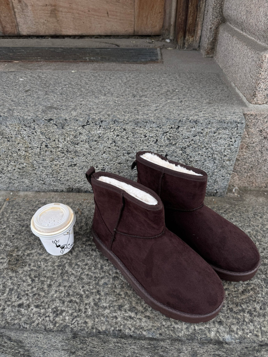Daisy Teddy Boots - Dark Browm