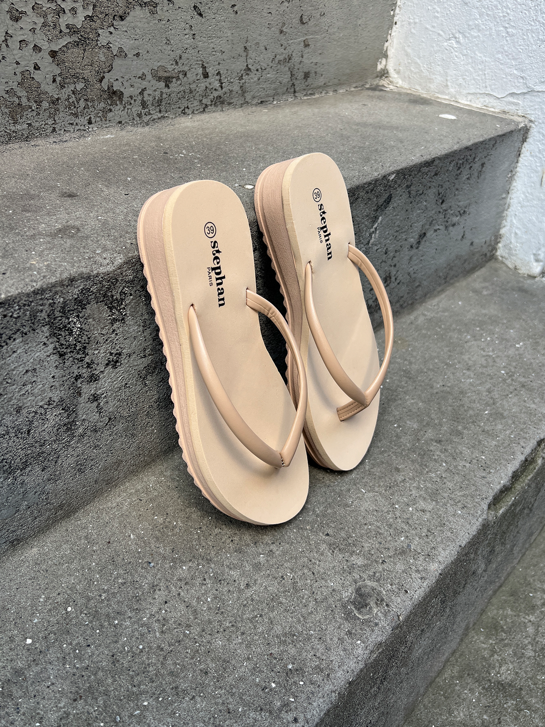 Noa Platform Flip-Flops - Beige