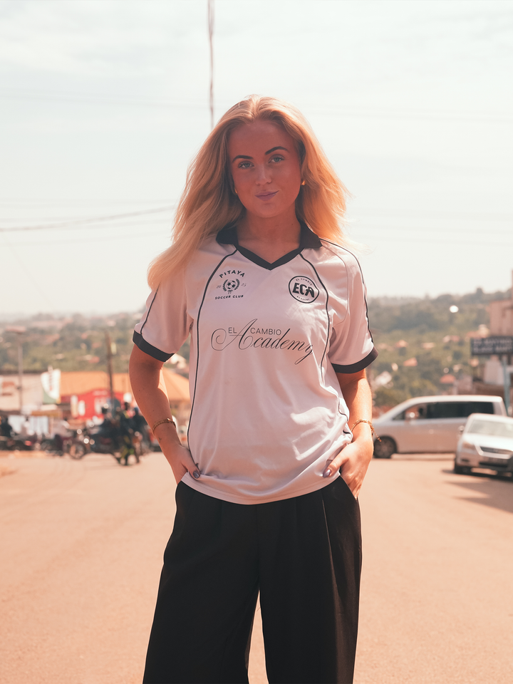Pitaya X El Cambio Football Jersey - Beige