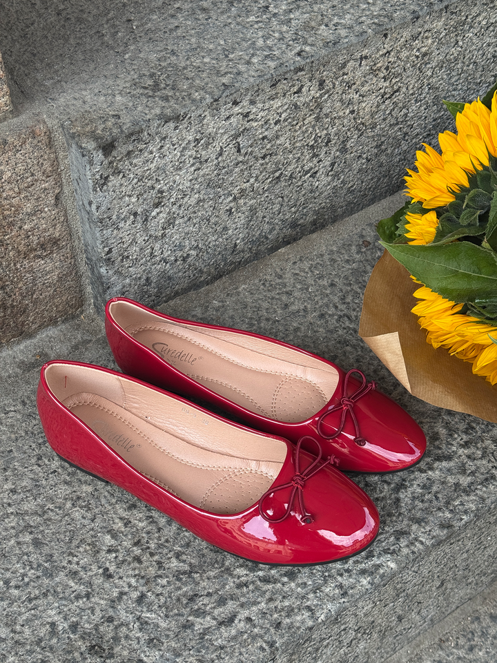 Isabella Shine Ballerina - Red