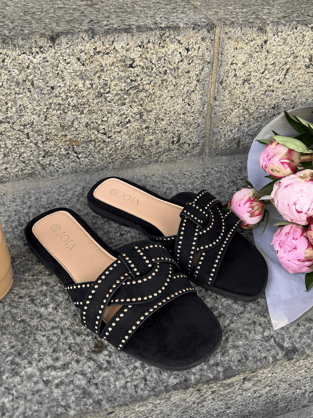 Johanne Stud Sandal - Black