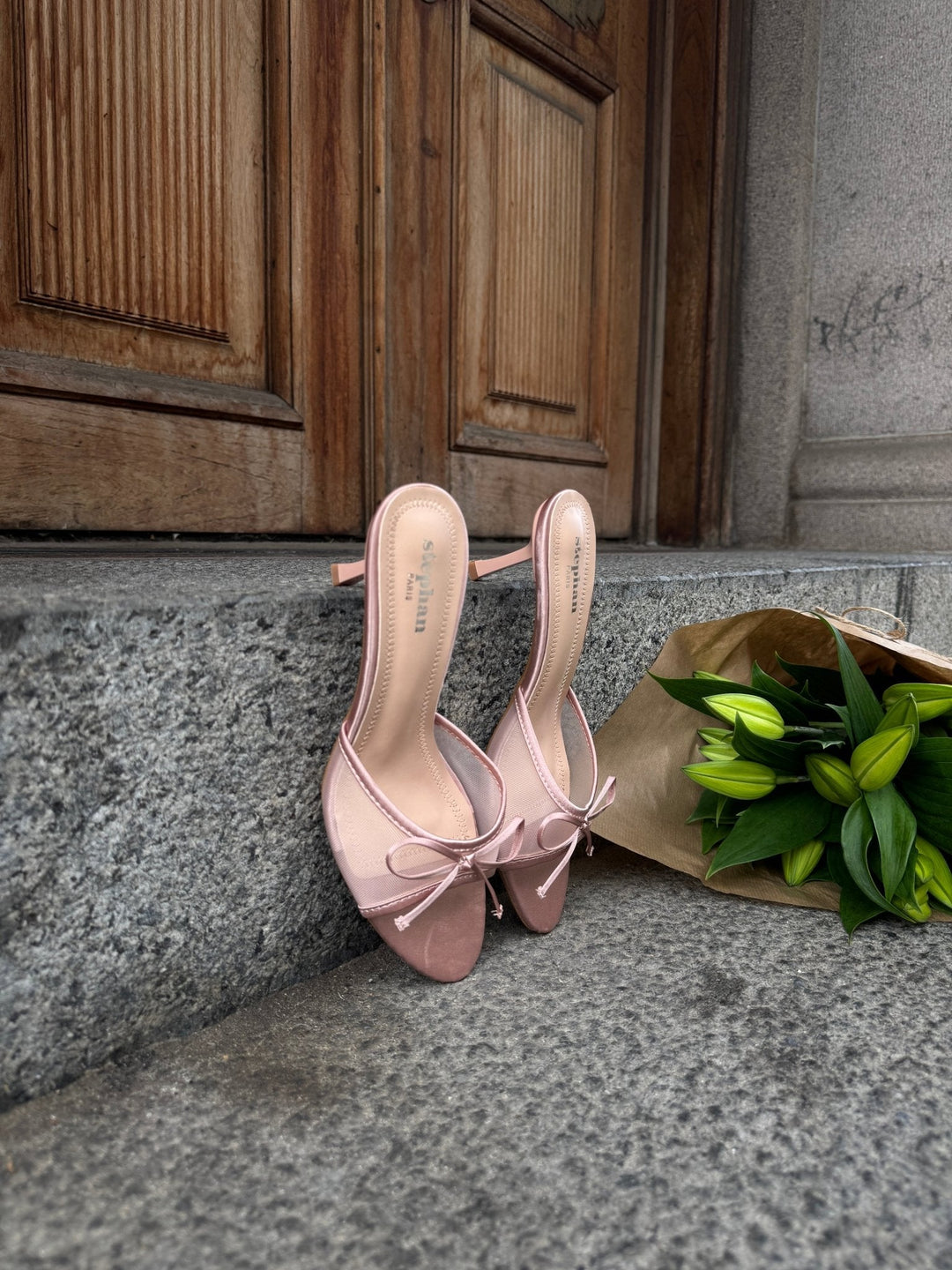 Nelliw Bow Tie Mules - Beige