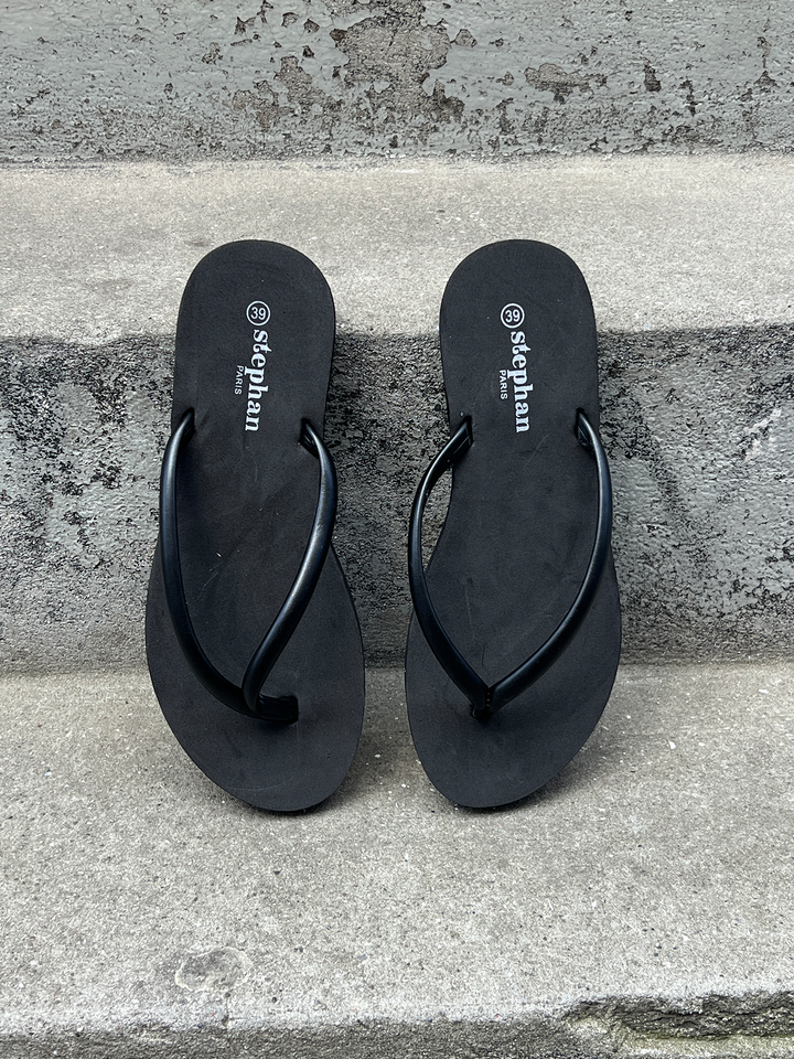 Noa Platform Flip-Flops - Black