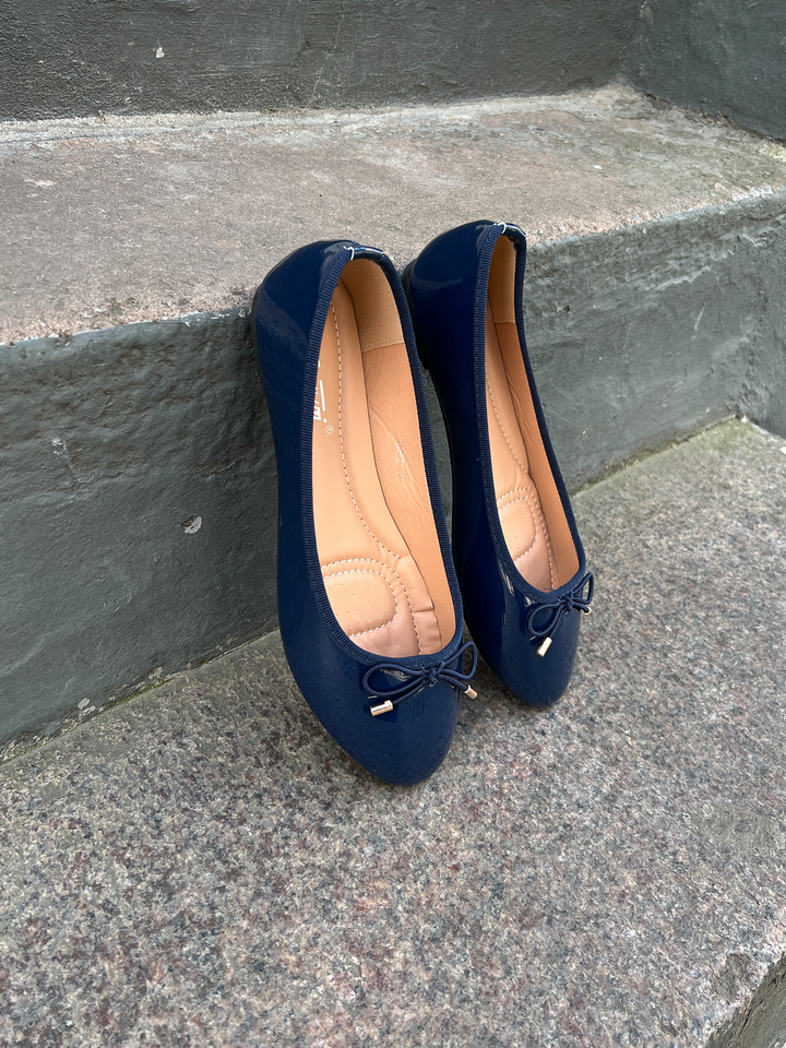 Ivy Classic Ballerina - Dark Blue